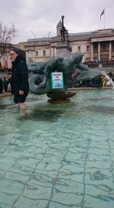 Stop Trident demo 2016 Traf Sq paddling